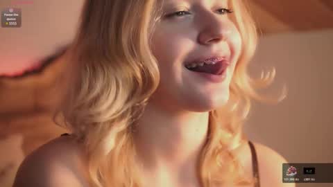 Snapshot of nerissa_xo chatting on 12, 11, 2025 Nerissa online show from 12, 11, 2025