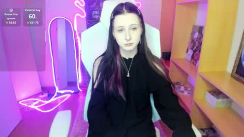 Snapshot of nessadarkk chatting on 15, 10, 2025 Amami online show from 15, 10, 2025