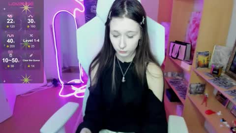 Snapshot of nessadarkk chatting on 13, 11, 2025 Amami online show from 13, 11, 2025