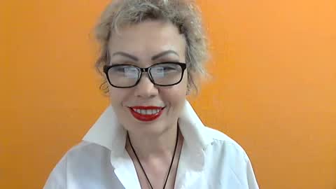 NessyJenixs online show from 5, 3, 2025