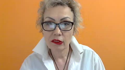 NessyJenixs online show from 5, 3, 2025
