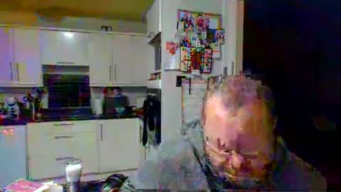 Snapshot of nesuk chatting on 3, 1, 2025 nesuk online show from 3, 1, 2025