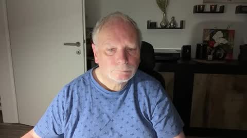 Snapshot of nettermann1968 chatting on 23, 10, 2025 nettermann1968 online show from 23, 10, 2025