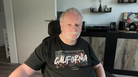 Snapshot of nettermann1968 chatting on 2, 11, 2025 nettermann1968 online show from 2, 11, 2025