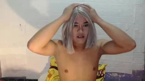 Snapshot of new_asian_ts chatting on 22, 10, 2025 new_asian_ts online show from 22, 10, 2025