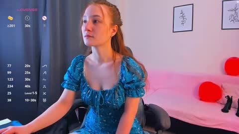 Snapshot of new_boobs chatting on 10, 3, 2025 Maria 3 online show from 10, 3, 2025