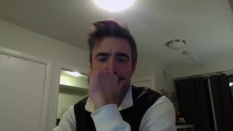 Snapshot of new_guy7000 chatting on 29, 11, 2025 new_guy7000 online show from 29, 11, 2025