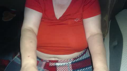 Snapshot of new_milf chatting on 29, 9, 2025 Lilly online show from 29, 9, 2025