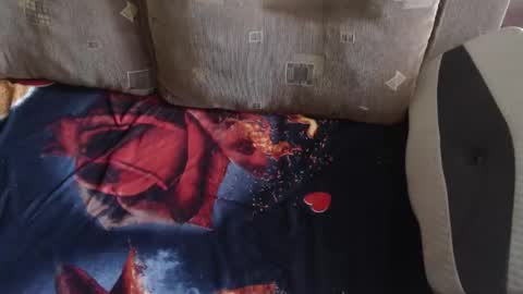 Snapshot of new_milf chatting on 30, 9, 2025 Lilly online show from 30, 9, 2025