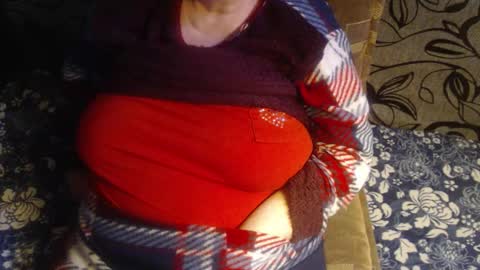 Snapshot of new_milf chatting on 30, 11, 2025 Lilly online show from 30, 11, 2025