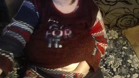 Snapshot of new_milf chatting on 1, 12, 2025 Lilly online show from 1, 12, 2025