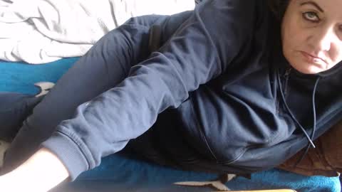 Snapshot of new_milf chatting on 2, 3, 2026 Lilly online show from 2, 3, 2026