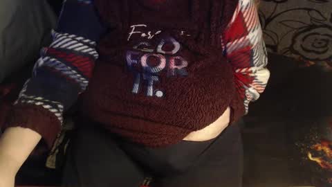 Snapshot of new_milf chatting on 17, 3, 2026 Lilly online show from 17, 3, 2026