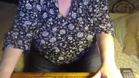 Lilly  online show from 25, 5, 2026