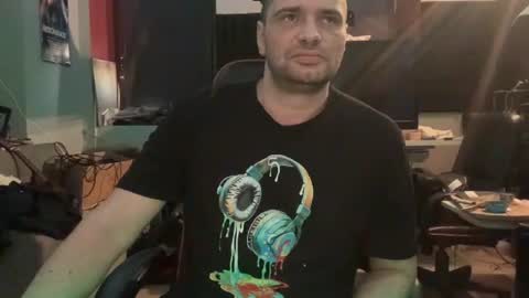 newguy2025 online show from 17, 12, 2025