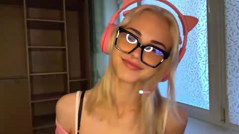 neweva_ online show from 16, 7, 2026
