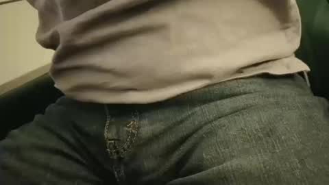 Snapshot of newjackoncam chatting on 12, 10, 2025 newjackoncam online show from 12, 10, 2025