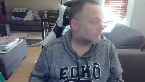 Snapshot of newvvorld chatting on 20, 9, 2025 NewWorld online show from 20, 9, 2025