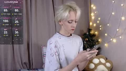 Snapshot of nextvibe1 chatting on 18, 12, 2025 NextVibe1 online show from 18, 12, 2025