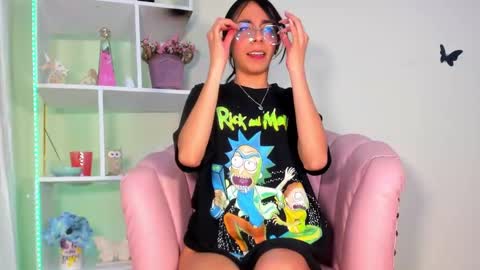 Snapshot of nezo_ chatting on 12, 2, 2025 Angie Instagram angie julianac add me online show from 12, 2, 2025