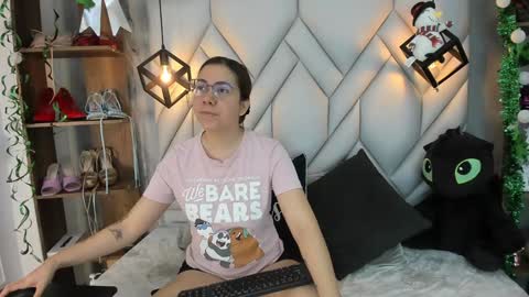 Milena online show from 6, 1, 2025