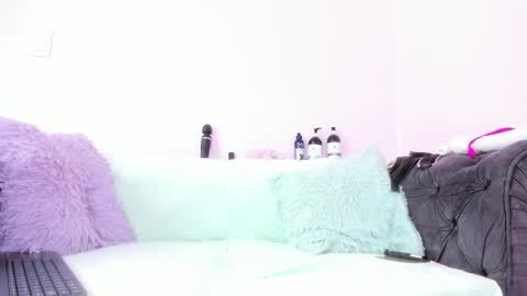 nezzukoo online show from 13, 5, 2026