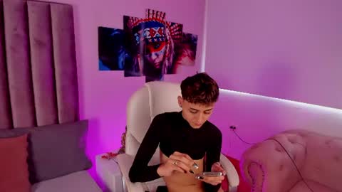 Snapshot of nhico_salazar chatting on 4, 7, 2026 Nico online show from 4, 7, 2026