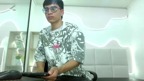 Snapshot of nhicolasmuller chatting on 24, 7, 2026 NhicolasMuller online show from 24, 7, 2026