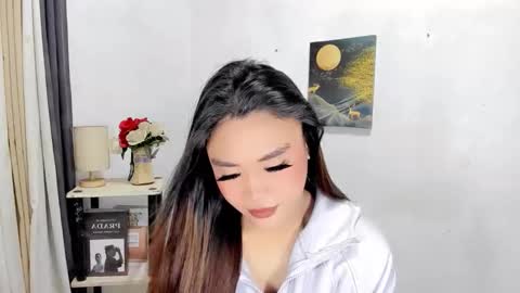 hottie nicole online show from 18, 3, 2026