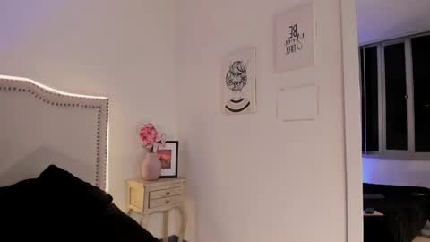 Snapshot of nia_malkova chatting on 5, 5, 2026 Nia Malkova online show from 5, 5, 2026