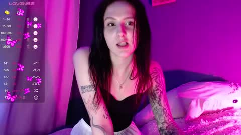 Nia online show from 10, 10, 2025