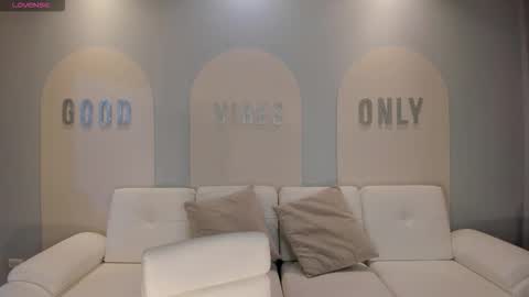 SQUIRTER DOLL    online show from 12, 10, 2025