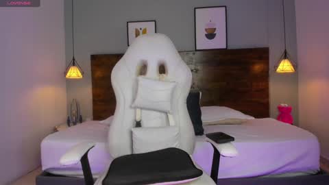 Niall  online show from 21, 1, 2025