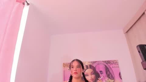  Nia  online show from 22, 12, 2025