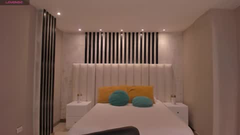 Snapshot of niasalvatore chatting on 11, 9, 2025 Call me Nia online show from 11, 9, 2025