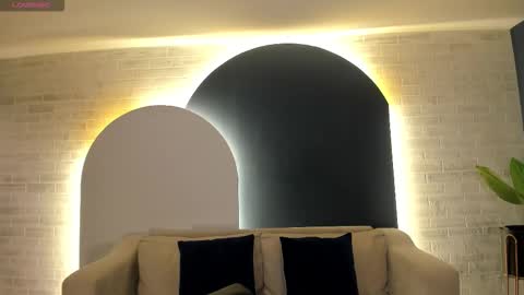 Snapshot of niasalvatore chatting on 20, 9, 2025 Call me Nia online show from 20, 9, 2025