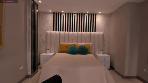 Snapshot of niasalvatore chatting on 4, 10, 2025 Call me Nia online show from 4, 10, 2025