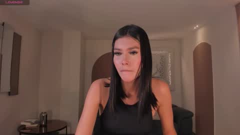 Snapshot of niasalvatore chatting on 13, 1, 2026 Call me Nia online show from 13, 1, 2026