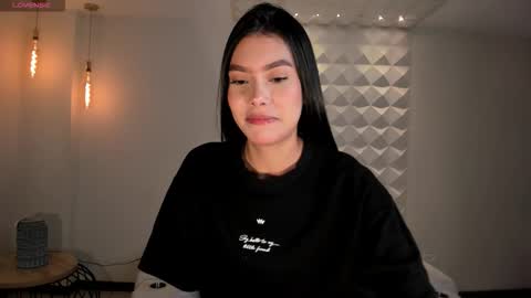 Snapshot of niasalvatore chatting on 1, 2, 2026 Call me Nia online show from 1, 2, 2026