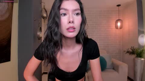 Snapshot of niasalvatore chatting on 8, 2, 2026 Call me Nia online show from 8, 2, 2026