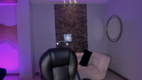 Snapshot of niasalvatore chatting on 10, 2, 2026 Call me Nia online show from 10, 2, 2026