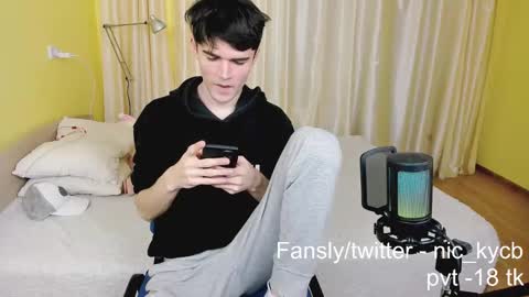 Snapshot of nic_ky chatting on 19, 12, 2024 Nick PVT is open FanslyTwitter - Nic kycb online show from 19, 12, 2024