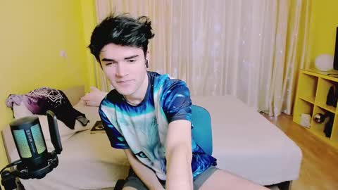 Snapshot of nic_ky chatting on 11, 3, 2025 Nick PVT is open FanslyTwitter - Nic kycb online show from 11, 3, 2025