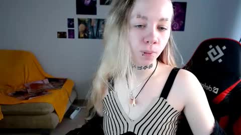 nica_kawaii online show from 23, 3, 2026