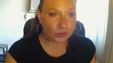Snapshot of niccibaby chatting on 20, 9, 2025 Nicci babyyy online show from 20, 9, 2025