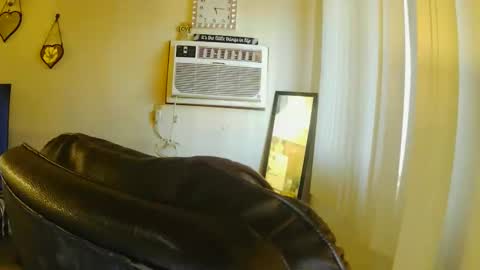 Snapshot of niccibaby chatting on 29, 10, 2025 Nicci babyyy online show from 29, 10, 2025