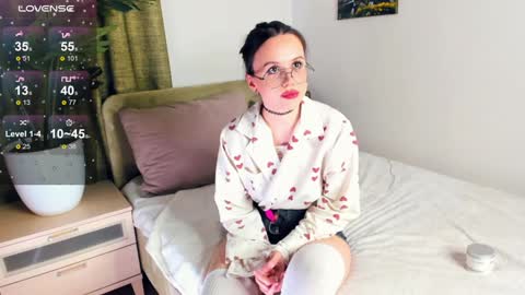 Alice  online show from 12, 1, 2025