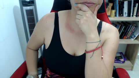 Snapshot of nice_saraa chatting on 13, 1, 2025 sara online show from 13, 1, 2025