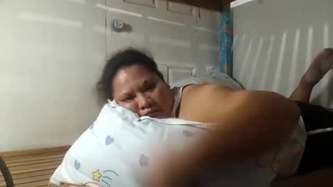 Snapshot of niceasianpussy chatting on 5, 3, 2025 niceasianpussy online show from 5, 3, 2025