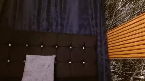 Michell  online show from 25, 2, 2025